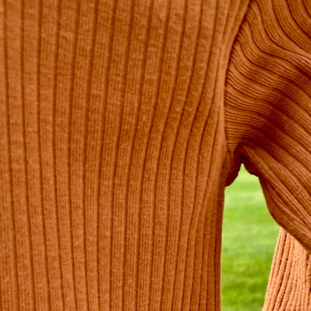 colt & filly: 6-12m organic cotton w/a touch of spandex 2-pc ribbed outfit. - Picture 2 of 7
